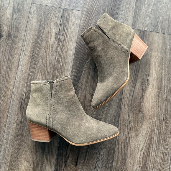 ALDO Women's Larissi Ankle Booties, Khaki, Suede, US10 - Picture 2 of 4